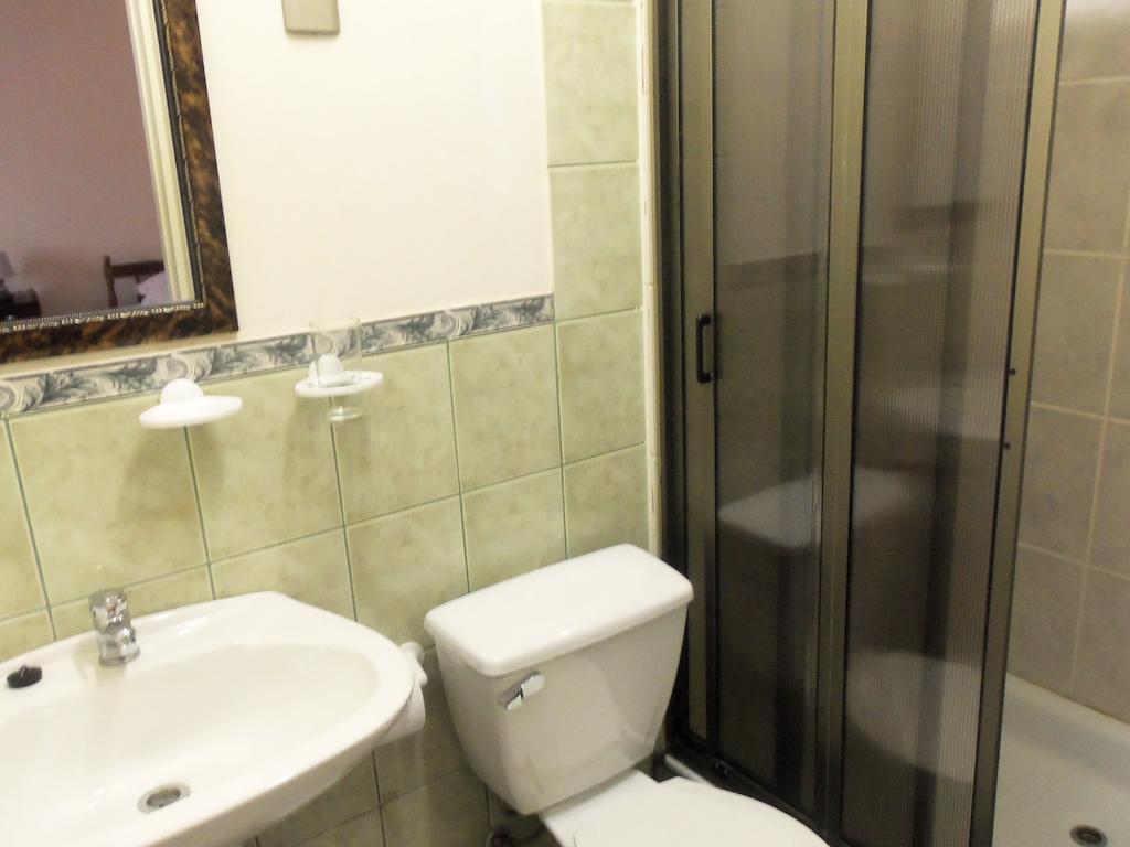 Hostal Joshiken Пунта-Аренас Номер фото