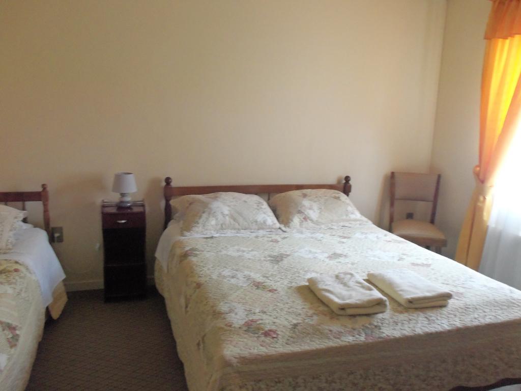 Hostal Joshiken Пунта-Аренас Номер фото